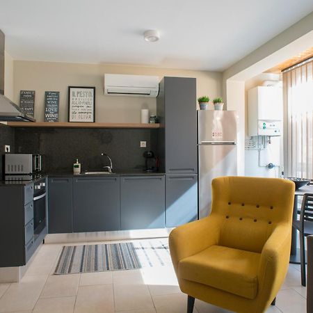Apartaments Turistics Cardona II ภายนอก รูปภาพ