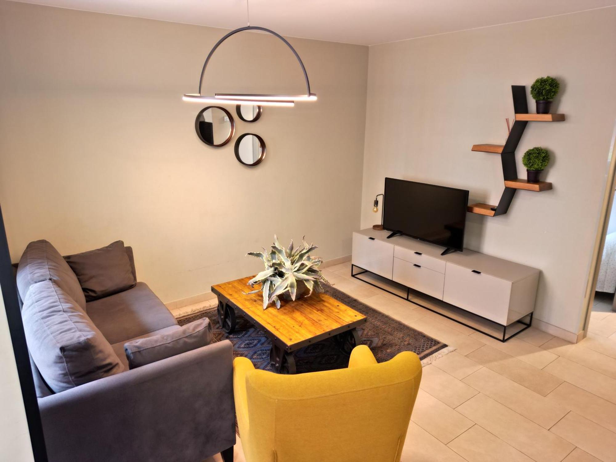 Apartaments Turistics Cardona II ภายนอก รูปภาพ
